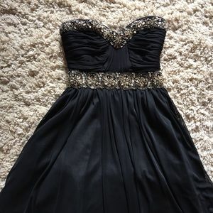 Adorable mini Homecoming dress!